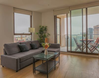 2 Bedroom Apartment Darling Square with Balcony