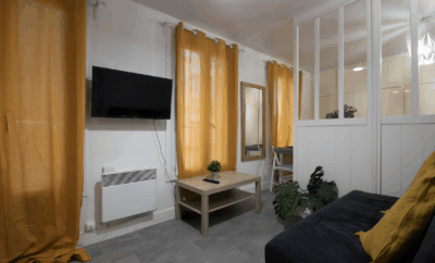 Heart of Paris – Studio – 4P – Le Marais 5