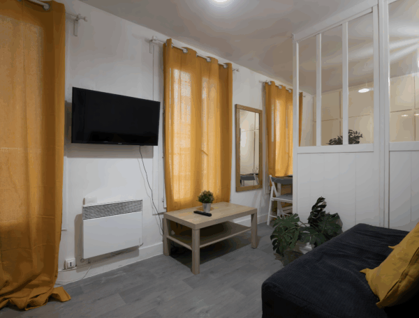 Heart of Paris – Studio – 4P – Le Marais 5