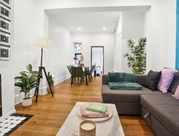 2 Bedroom House – Ultimo