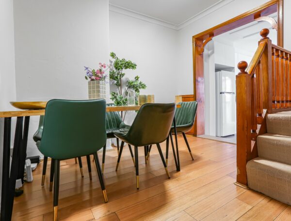2 Bedroom House Darling Harbour Good for 6 Guests