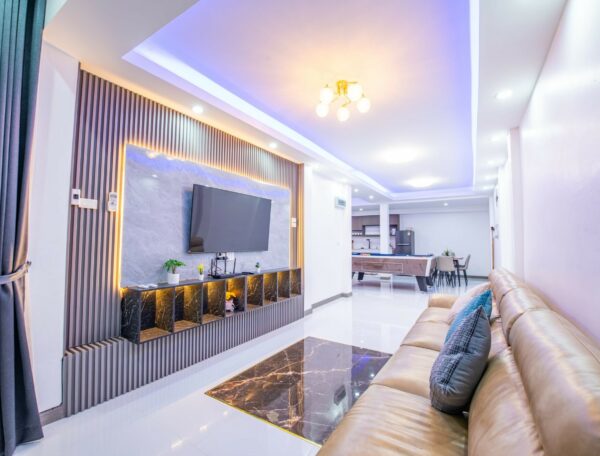 Pool Villa Royal Park Village Pattaya -3 Bedroom