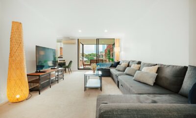 3 Bedroom Apartment with Parking and Pool Access – Bowman